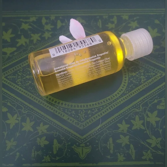 Aveda Beautifying Composition Oil Uplifting Aromatic Oil for Body, Bath, & Scalp - Picture 4 of 6